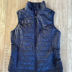 Women's Patagonia Nano Puff Vest Navy M-NWT